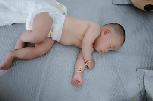 祁阳宝宝发烧可以喝牛奶吗